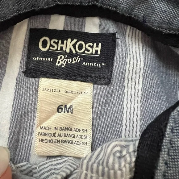 Oshkosh B’gosh infant onesie size 6 months - Picture 5 of 5